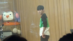 两点逃出CULTWO SHOW