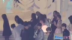 161119 시상식 끝난 뒤 트와이스 여자친구 레드벨벳 친목 직캠 [멜론뮤직어워드 MMA]