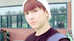 官网更新:偶像运动会练习射箭的防弹少年团