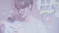 正能量的左其铂