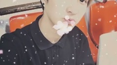 正能量的左其铂