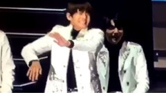 跳告白舞蹈的金泰亨V