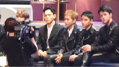 EXO观看TWICE shy shy shy 现场