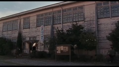 日本的天空下 _ 预告片