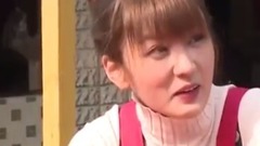 普美&假想老公搓泡菜手碰触 奶奶撒辣椒粉打断