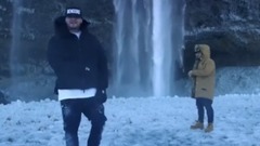 KEĎ SA BUDÚ PÝTAŤ