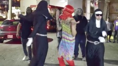 Tu No Vives Así (parody)