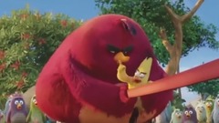 电影<愤怒的小鸟>精彩片段之飞镖黄致敬闪电侠