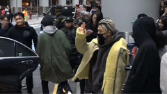 BIGBANG分批抵港太阳最亲民.胜利闪现仅两秒