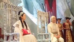 电视剧<幻城>幕后花絮:莲姬驾到现场秒变语言课堂