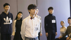 考场视频曝光!王俊凯爆发力强 林妙可素颜朗诵