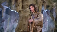 电视剧<幻城>片段之神医族长诉说冰晶下落