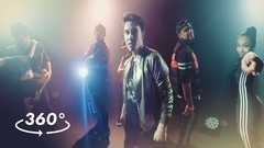 Built To Love(360° 全视角版)