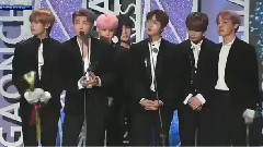 年度歌手专辑部门第四季度 - 第六届GAON Chart颁奖礼现场版17/02/22