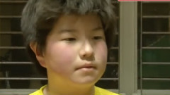 ライオンのグータッチ