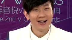 林俊杰笑到停不下来