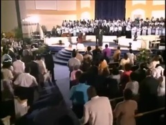 Shirley Caesar - Sweeping Through The City