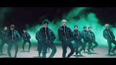 大家一起唱"Boom Boom"