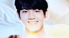 灿烈更新INS视频第二则 Baekhyun啊 生日快乐