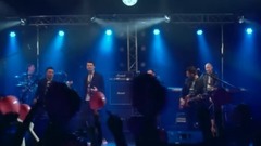 Sve na ljubav miriše