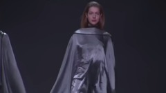 泼水时装模特之秀