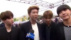 (LFB中字)BTS谈论他们的美国颁奖礼首秀和庞大的社交媒体粉丝