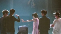 亚洲巡演(台北站)太妍舍不得结束 衣服换一半再次安可宠粉丝