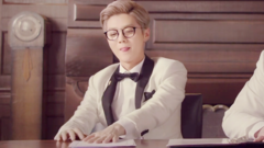 肯德基Chizza为颠覆而来 两个上校的日常 10点积极的签署文件