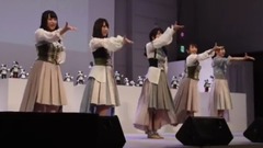 AKB48xヒト型ロボット"恋するフォーチュンクッキー"コラボ "週刊ロビ 創刊記念イベント"