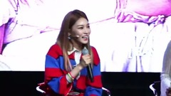 Hands on Me - 展台排练