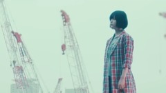 月曜日の朝,スカートを切られた