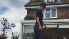 蜘蛛侠:英雄归来 拍摄花絮 花絮之汤姆.赫兰德庆祝当选蜘蛛侠