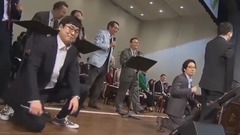 梨花女子大学的教授们跳Growl