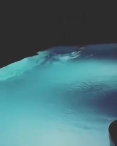 张艺兴INS更新视频一则 17/08/03