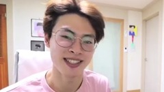 韩国小哥 Holiday观看 MV Reaction