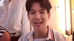 伯贤INS更新视频一则 给EXO-L的生日祝福