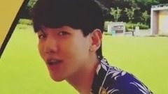 灿烈更新INS视频第三则 去学校的伯贤