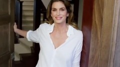 73 Questions With Cindy Crawford