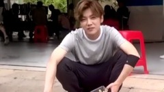 【奔狍小剧场】鹿Boss运动季“撒狗粮” here喂狗