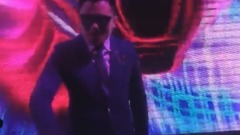 有钱的大哥听我说