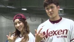 金宥娜 - KBO职业棒球联赛开球 金宥娜 练习采访开球