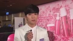 Bii用韩文祝大家七夕快乐 17/08/26