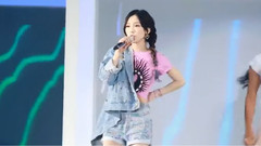 金泰妍  Persona In HK,少女时代众女神伴舞