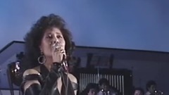 欧阳菲菲 - ラヴ・イズ・オーヴァー