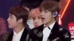 防弹对GOT7的舞台反应