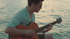 Navucen na tvoje usne