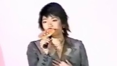 王杰 - 2003 慈善演出访问