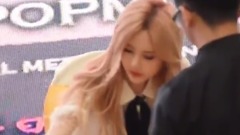 T-ara - T-ara's Qri Sign And Photography Session