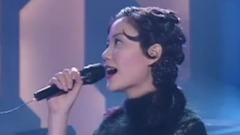 容易受伤的女人