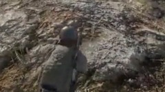 鹿晗 绝地求生直播 哎呀 我这个就跟打蟑螂一样 根本看不见